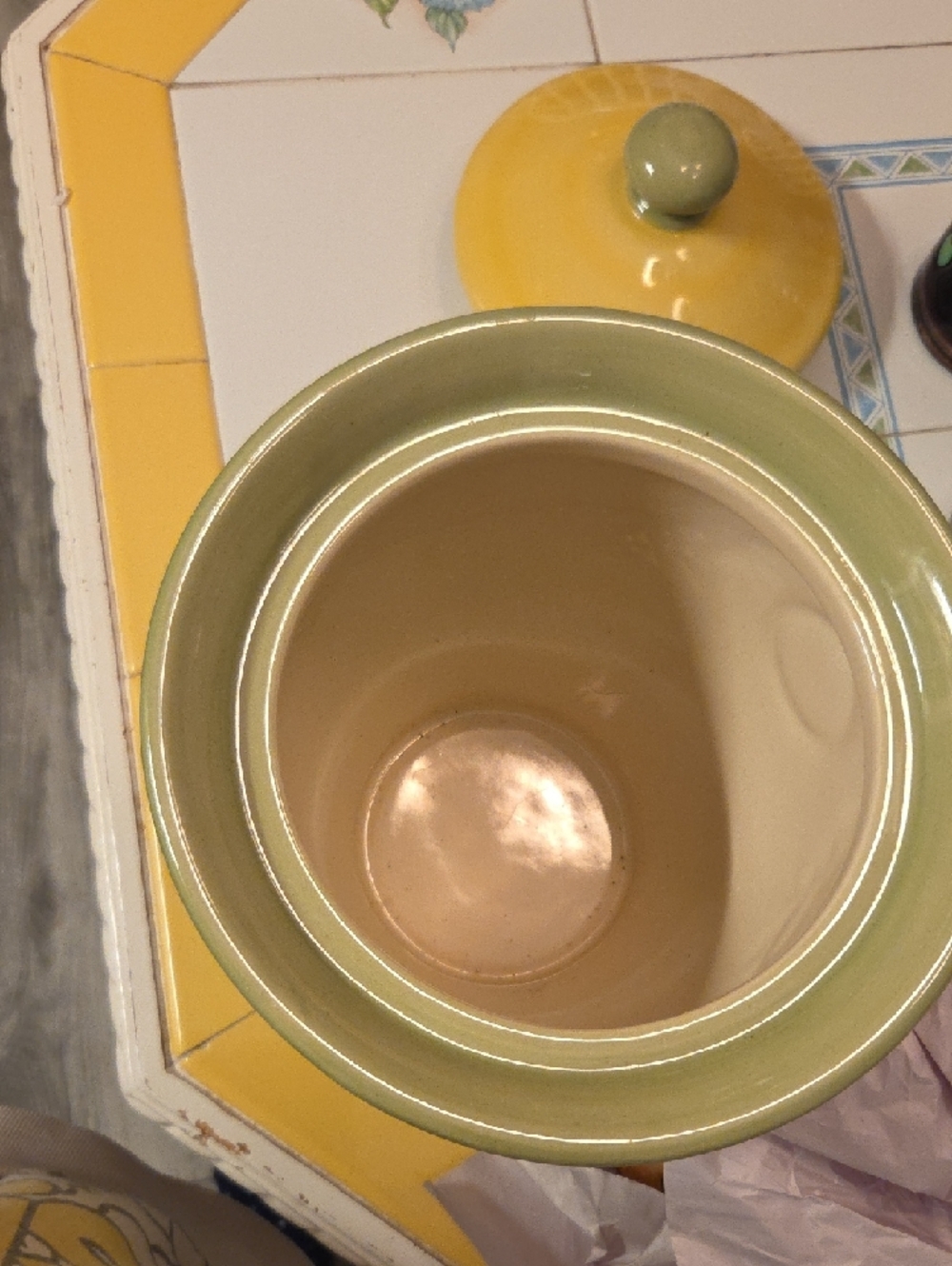 Pfaltzgraff Pistoulet "Flour Of Happiness Ceramic Canister - Yellow & Green - Picture 3 of 7